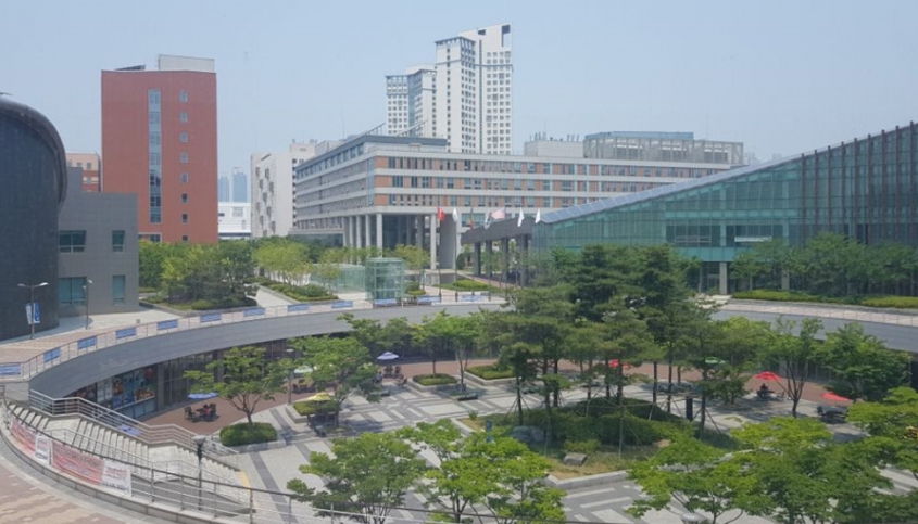 International School in Korea Needs 8 Teachers | High Pay, 4 weeks Vacation